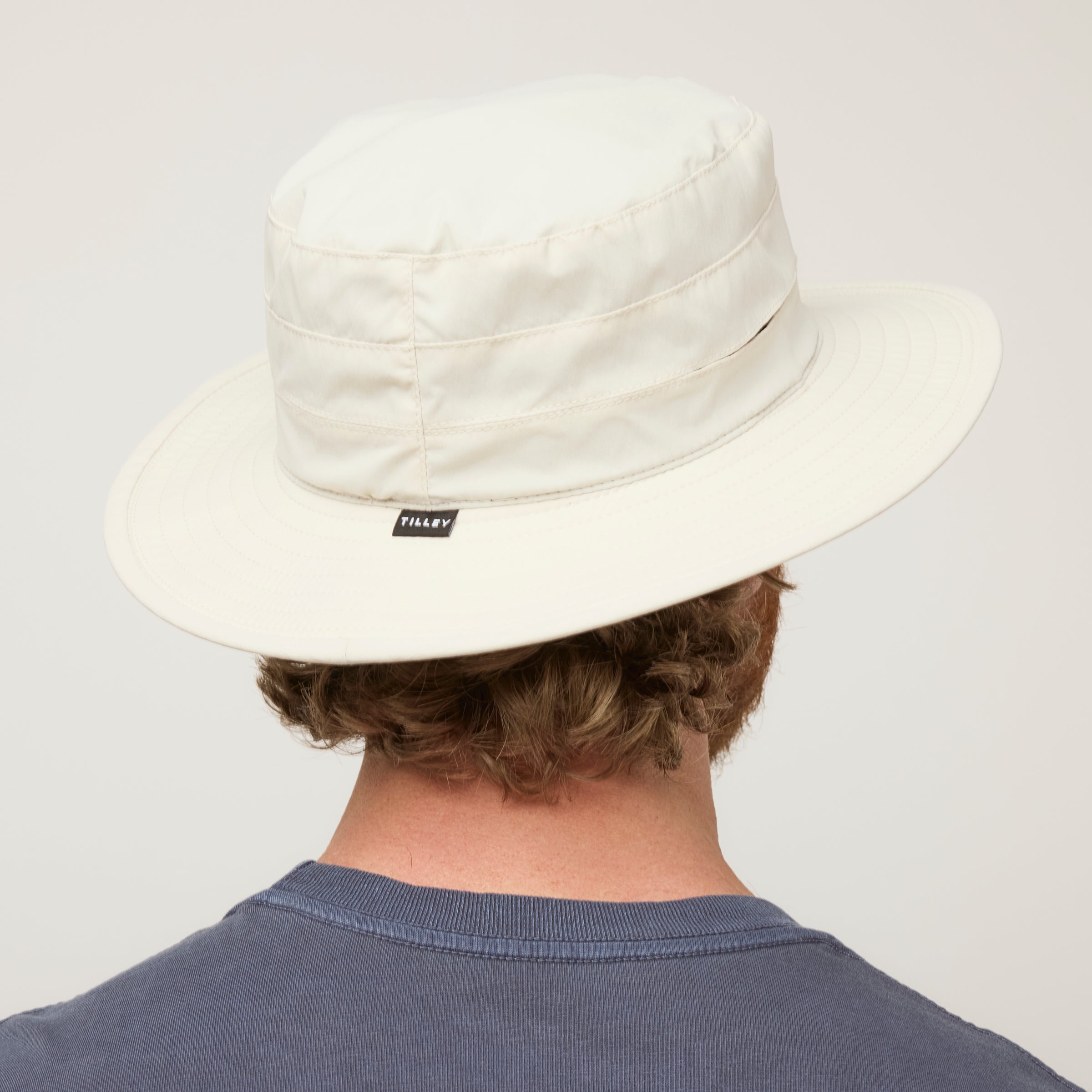 Ultralight Brimmed Sun Hat – Tilley United Kingdom